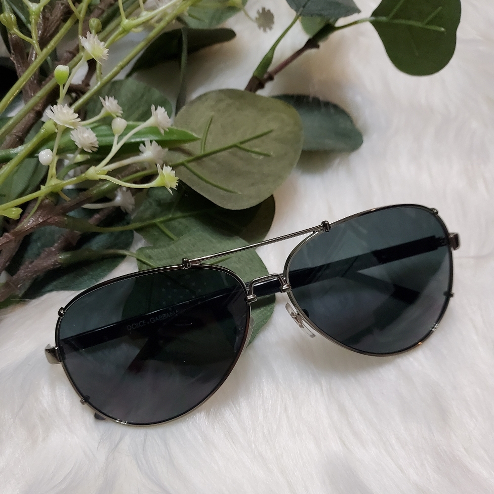 NWT Dolce & Gabbana Riveted Aviator Sunglasses - Picture 2 of 10